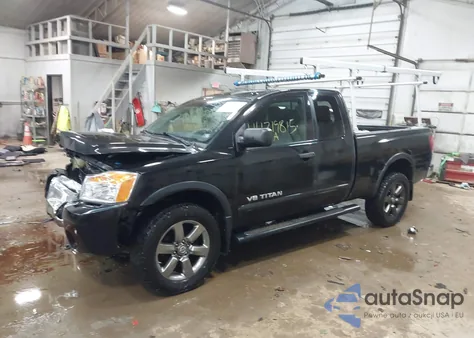 2015 Nissan Titan Sv z USA, uszkodzony, nr VIN 1N6AA0CC8FN511780
